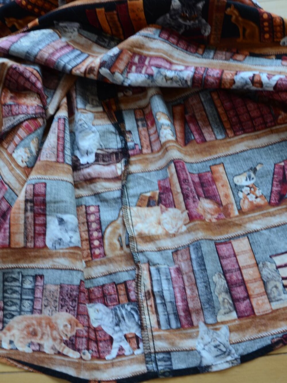 Retrolicious Cats in the Library A-line Skirt Size S - Picture 7 of 14